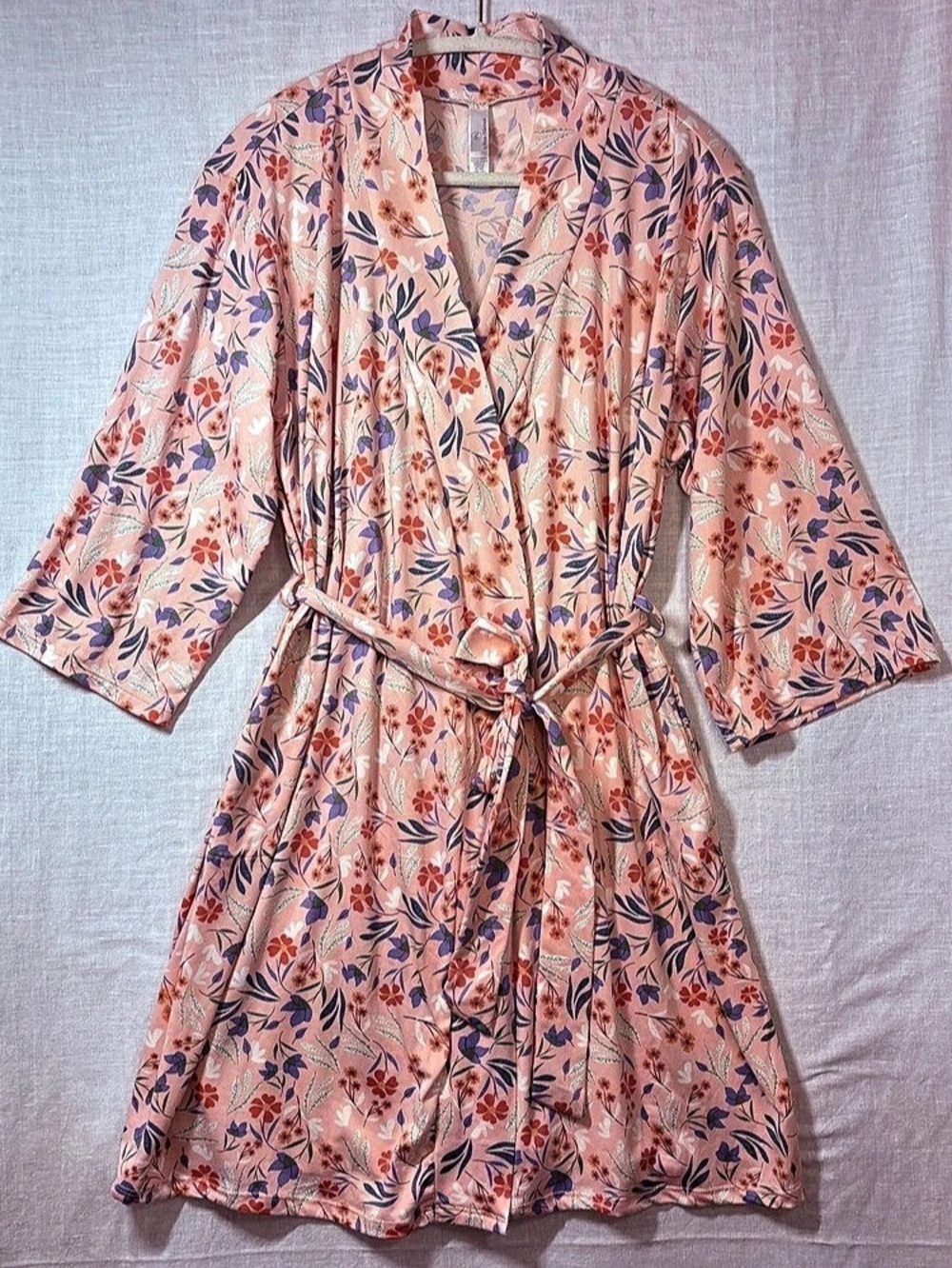 Flora Nikrooz robe Floral in Pink & Purple Medium Like New